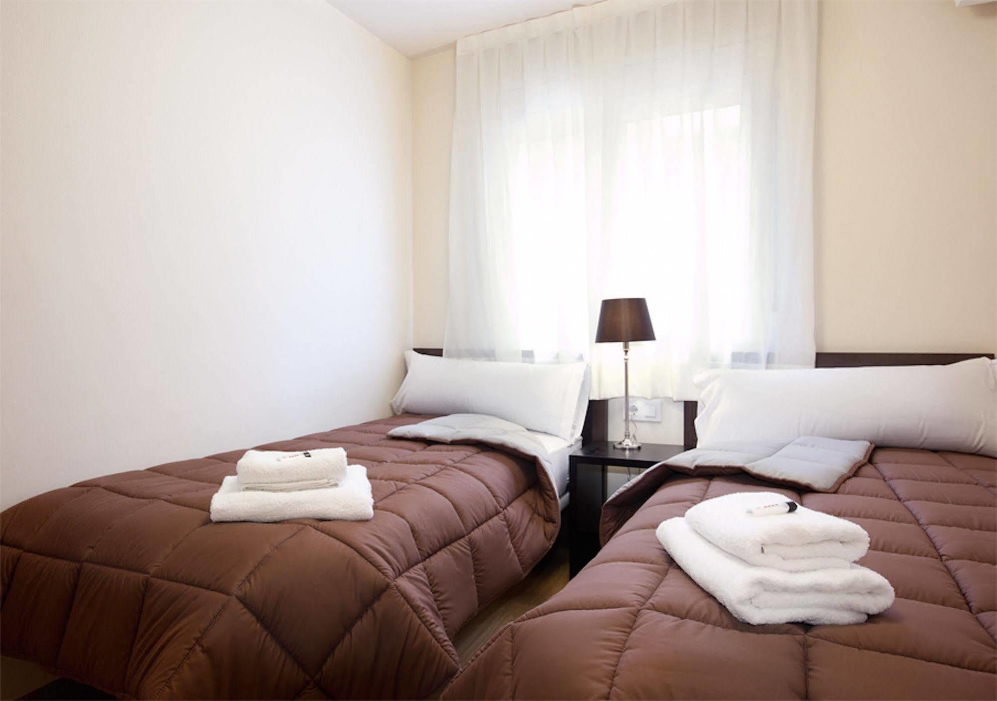 Apartamento Alcam Laforja Barcelona Exterior foto